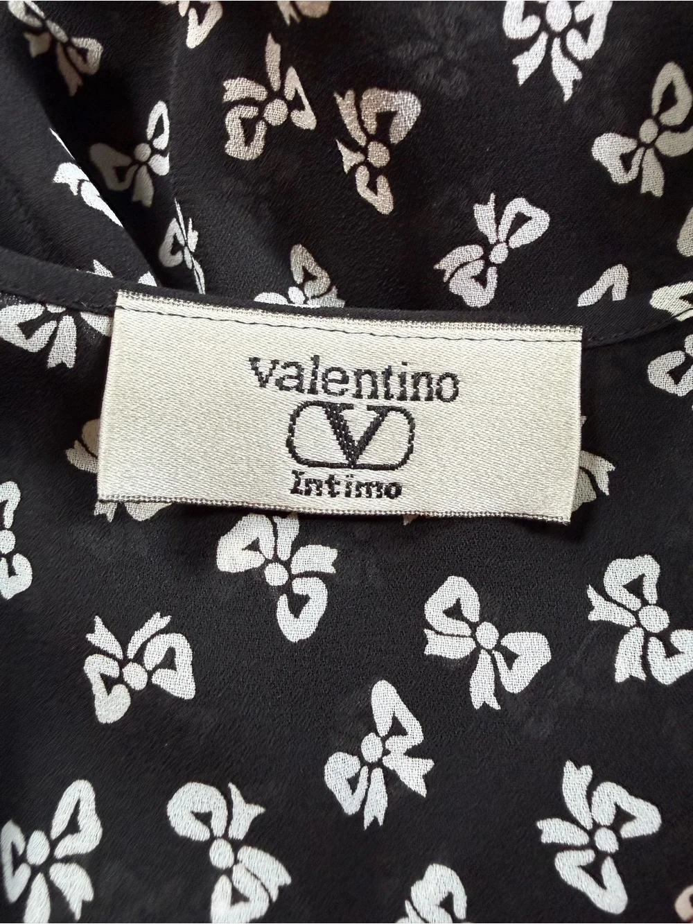 Vintage 90s Valentino Intimo short kimono Style All Over Bow Pattern Wrap Robe